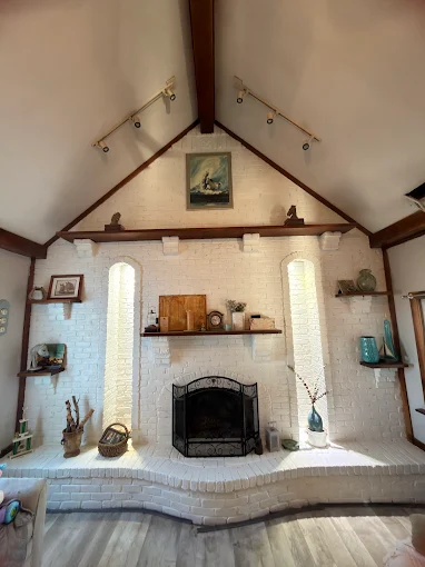 Stone fireplace and great room — True North Craftsmen, Hamilton County IN